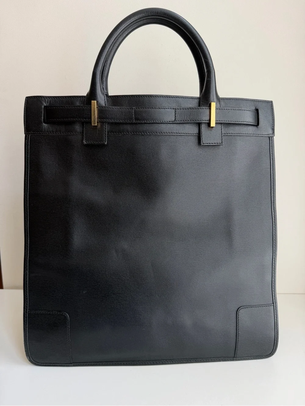 Authentic GUCCI Black Leather Top Handle Bag